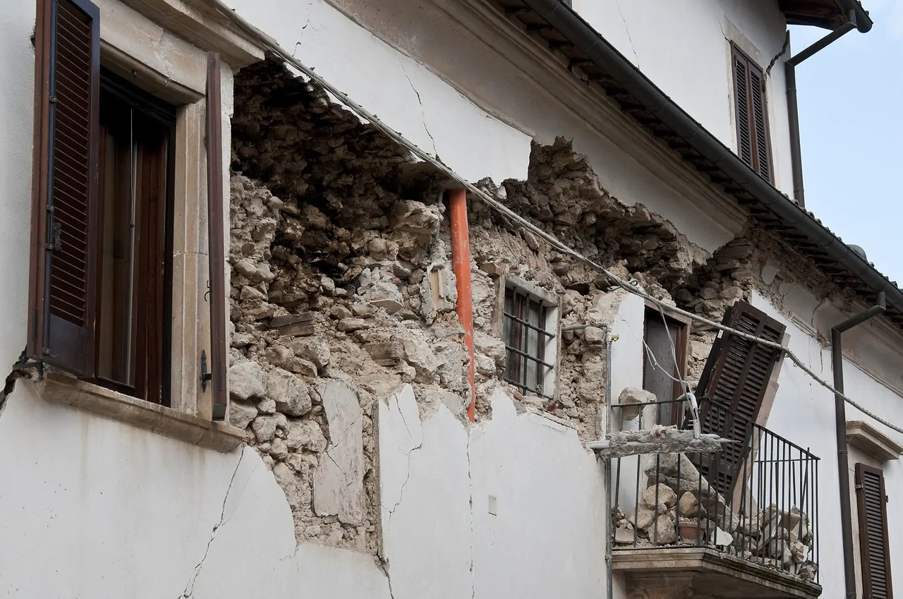 Come proteggersi durante un terremoto