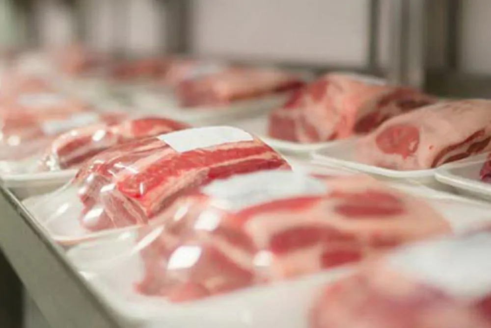 Zagabria: 40 tonnellate di carne infetta e scaduta in vendita
