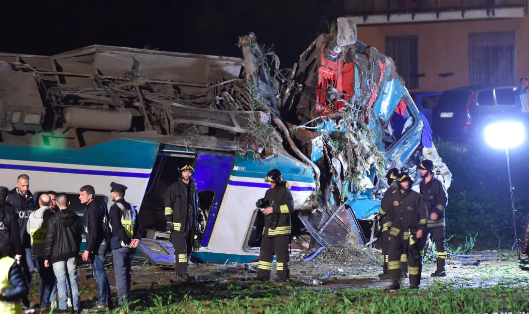 Incidente treno a Torino, parlano i testimoni