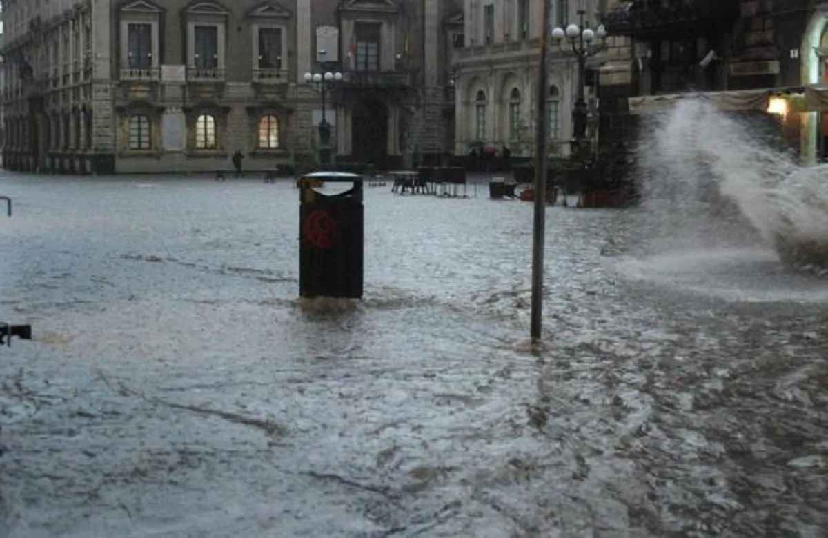 Catania, maltempo: vento, pioggia e grandine