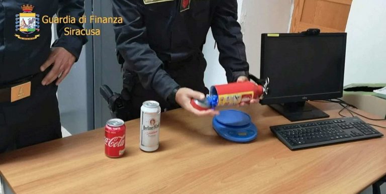 Porche E Spaccio Di Cocaina Percepisce Il Reddito Di