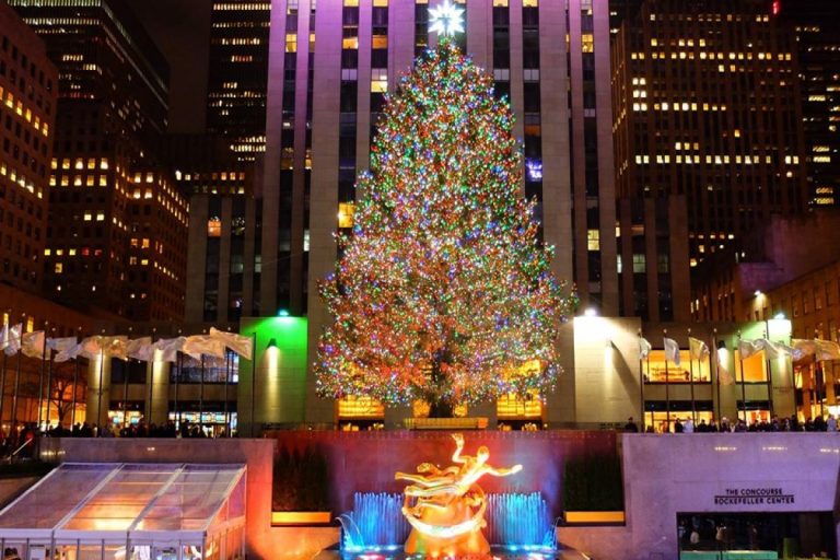 New York, tutto sull'albero di Natale del Rockefeller Center