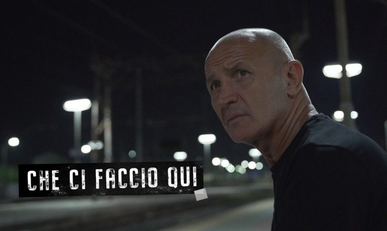 Domenico Iannaccone Torna Con Che Ci Faccio Qui E Fa Il Pieno Di Ascolti