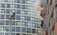 Incendio palazzo a Londra