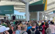 I passeggeri di San Diego evacuati dal Terminal 2