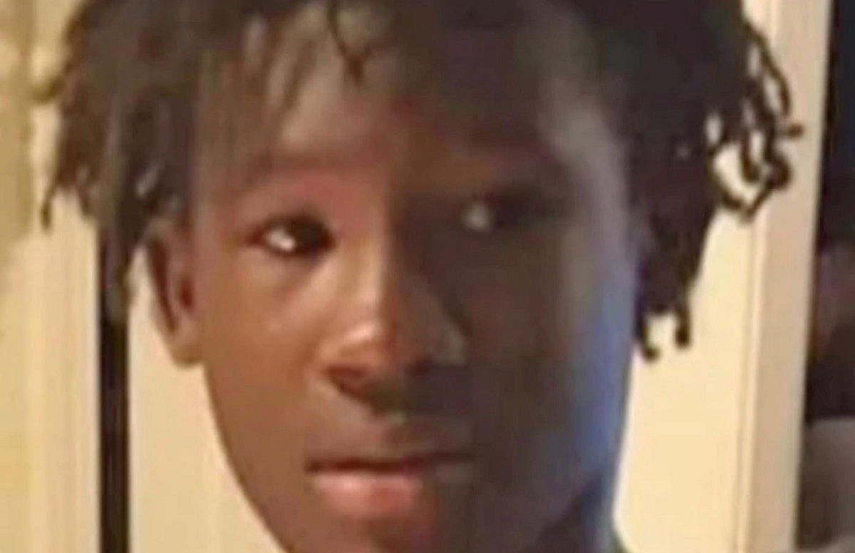 A 15-year-old African American boy was shot in the head by a policeman ...