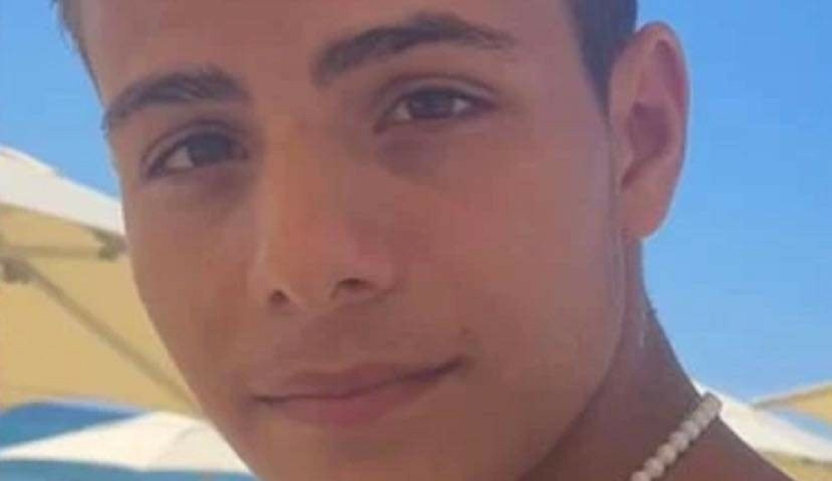 Alessandro Suicida A 13 Anni A Gragnano, Nel Suo Ultimo Tema Scriveva ...