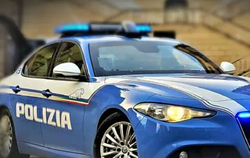 Sul caso indaga la Polizia di Stato