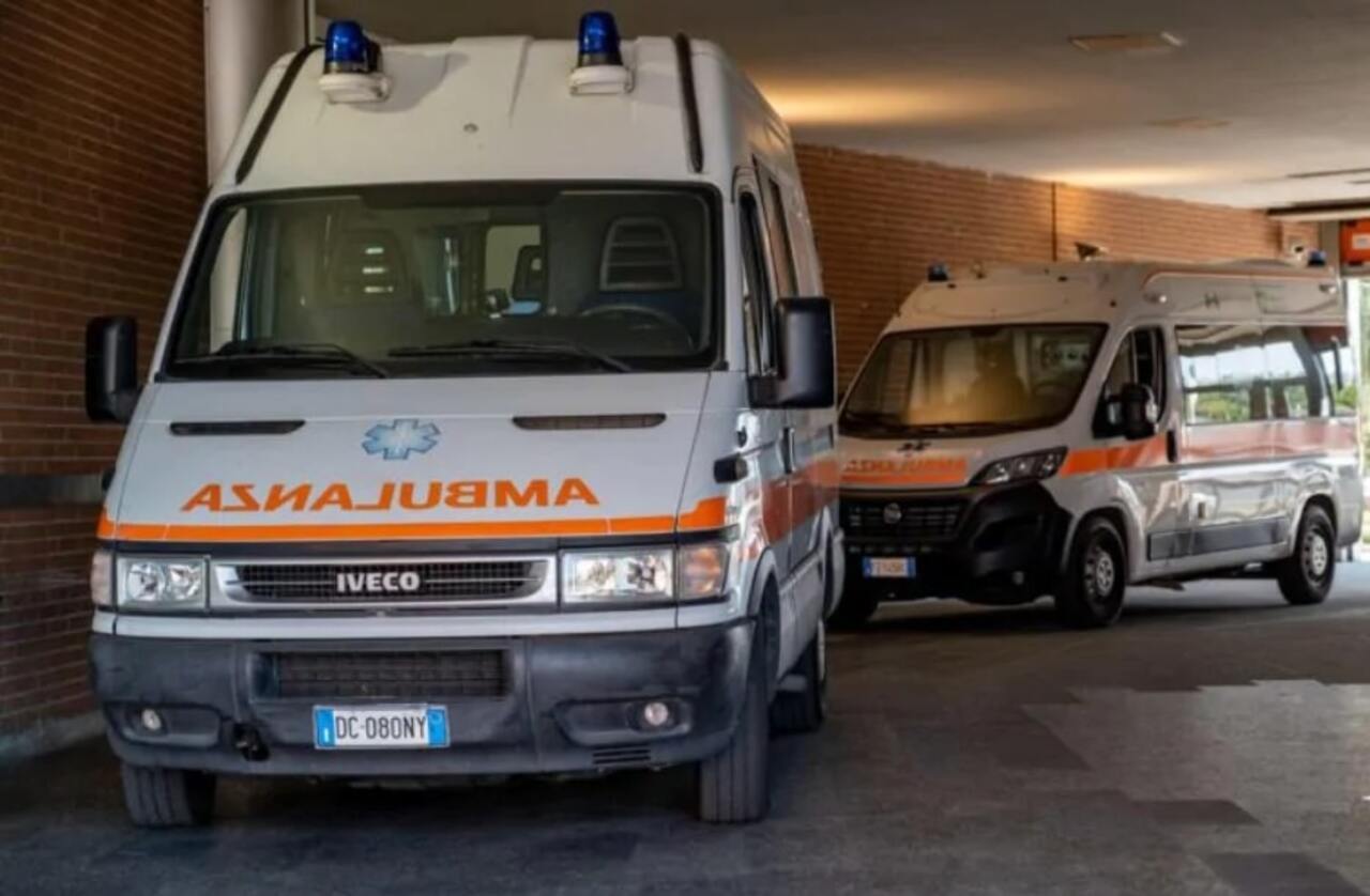 Roma, bimbo di tre anni muore annegato in piscina