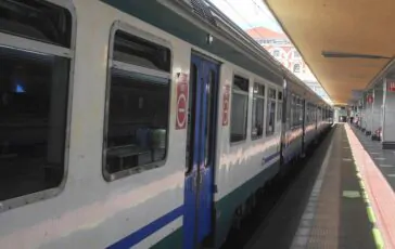 incidente stazione Cesate donna investita treno