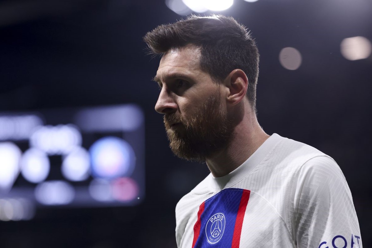 Lionel Messi Vince Il Pallone D Oro L Ottavo