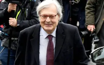 Sgarbi dimissioni