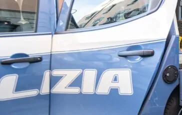 condanna per la violenta carica della polizia