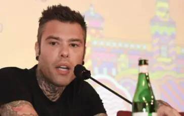 Fedez rimuove da Instagram le sorelle di Chiara Ferragni