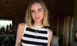 Chiara Ferragni crop top a righe zara