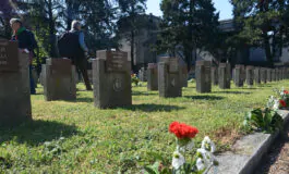 Ritrovato vivo dopo 3 giorni: anziano di 84 anni salvato nel cimitero di Torino