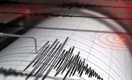 Il direttore dell'Osservatorio Vesuviano ha escluso correlazioni tra l'evento franoso e lo sciame sismico