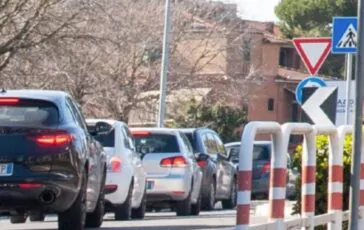 La nuova strada è stata chiusa in via precauzionale