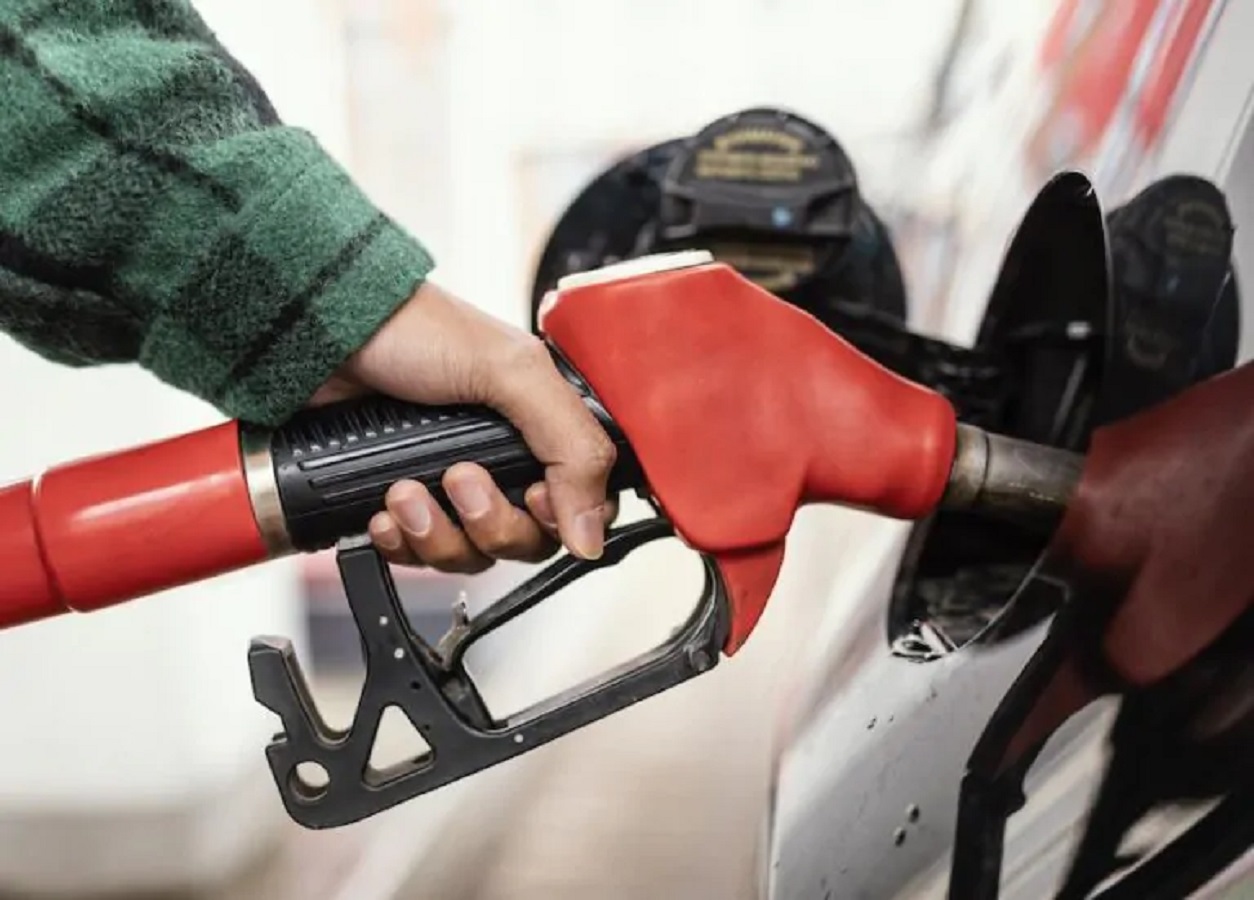 Prezzi di benzina e diesel in discesa: quanto costa il carburante oggi?