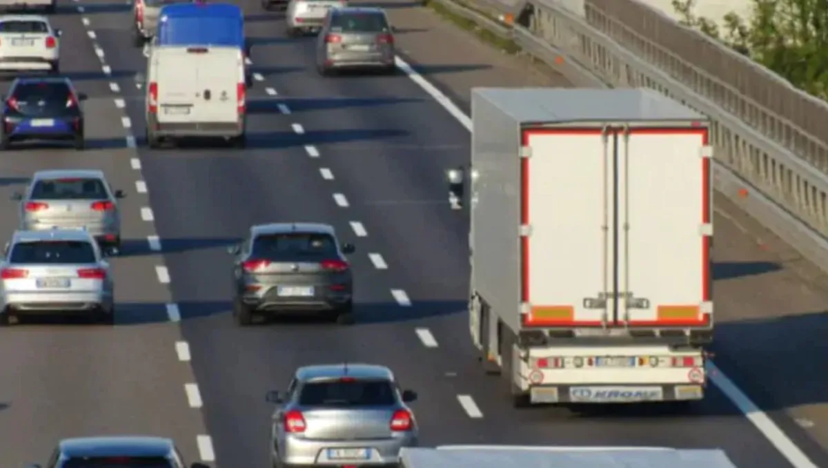 Alzato il limite di velocità in alcuni tratti di autostrada