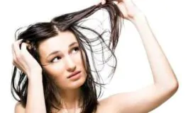 Capelli grassi: come scegliere lo shampoo più adatto