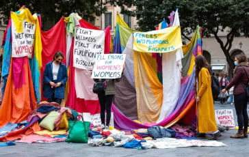 Donne in protesta a Roma per i diritti e la libertà