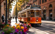 Tram a Bologna con colori natalizi in discussione