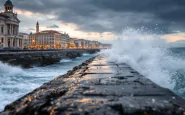 Immagine della Bora a Trieste con misure di sicurezza