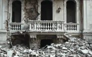 Balcone crollato durante una gita scolastica nel Ferrarese