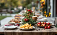 Pranzo di Natale della comunità di Sant'Egidio con persone sorridenti