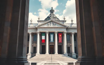 Tommaso Foti durante il giuramento come nuovo ministro