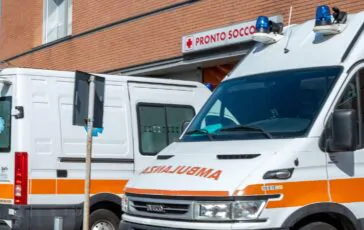 incidente ambulanza foggia