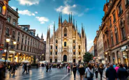 Polizia in azione nelle zone rosse di Milano