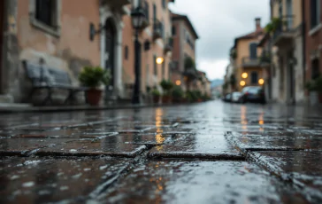 Immagine di grandine e danni causati dal maltempo in Italia