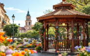 Gazebo di Fratelli d'Italia attaccato a Torino