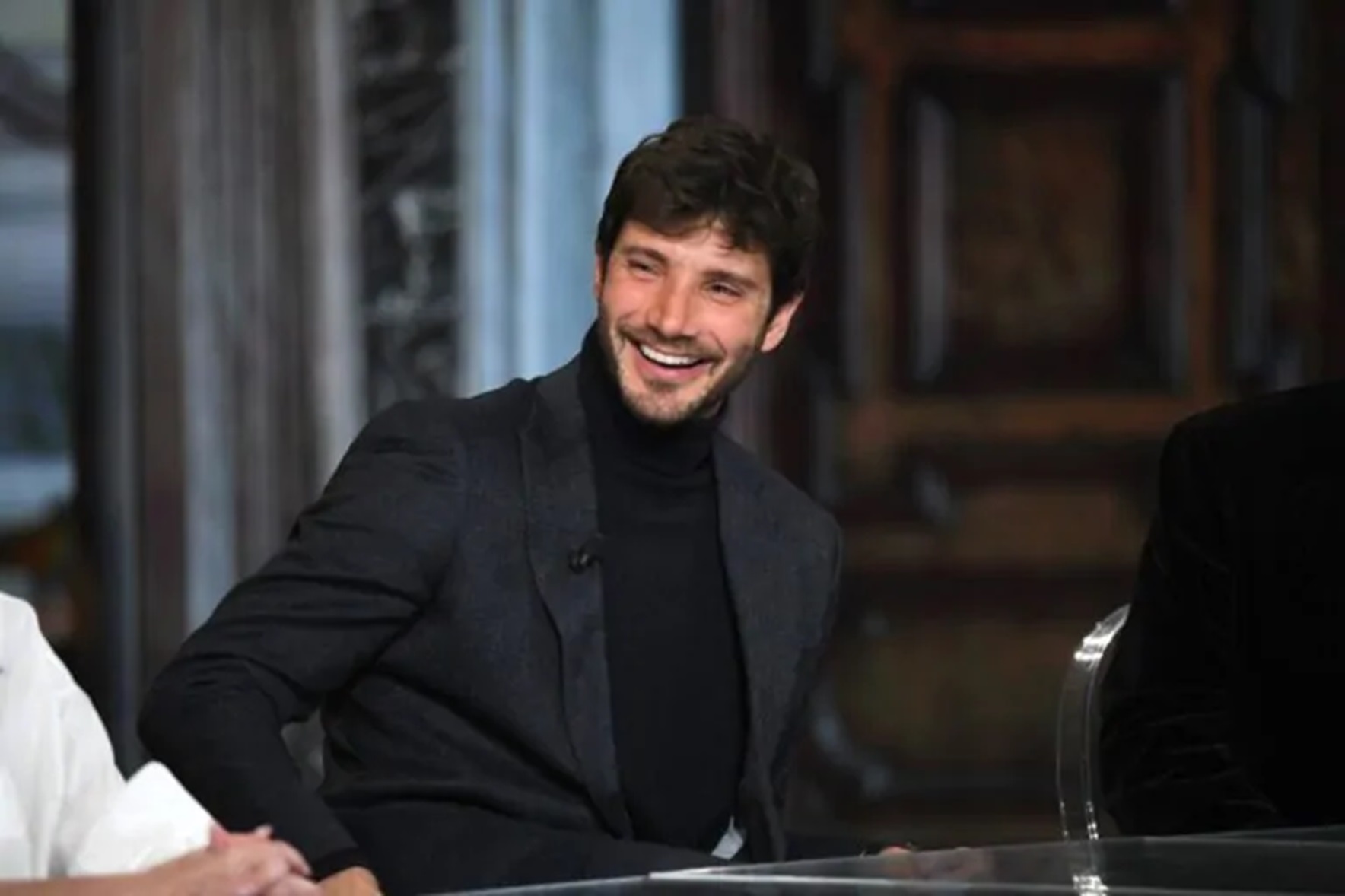 Stefano De Martino amplia il proprio ruolo in Rai, altro programma in arrivo