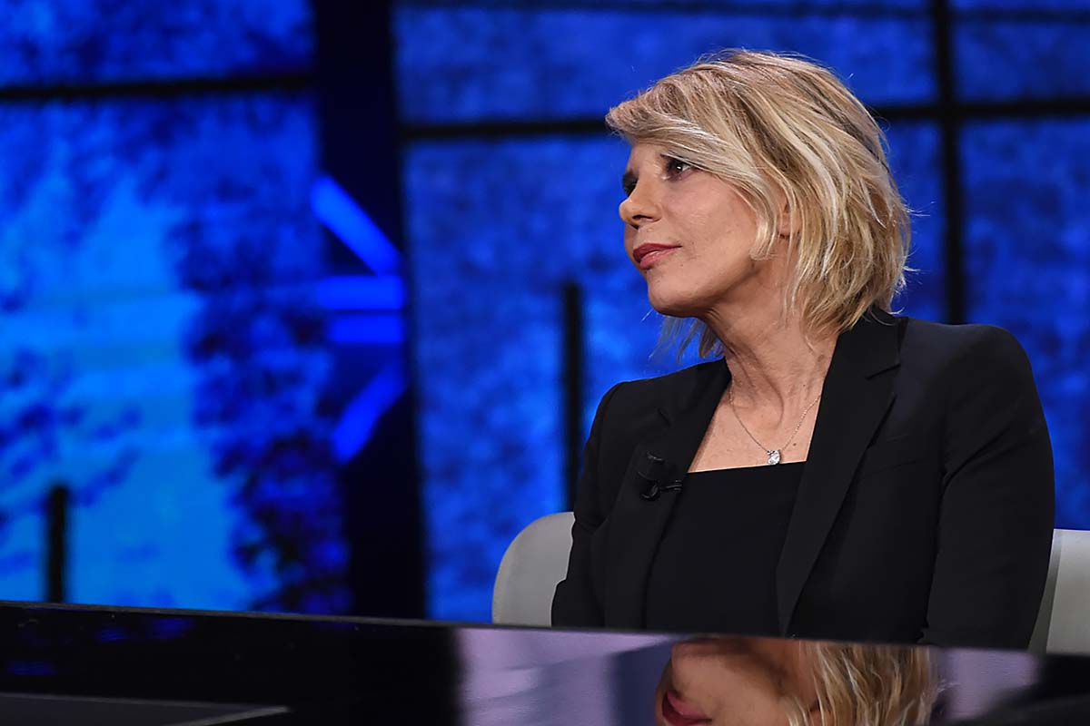 C’è Posta per Te, Nancy cerca la figlia per fare pace: “Ha tradito la memoria di mio padre”