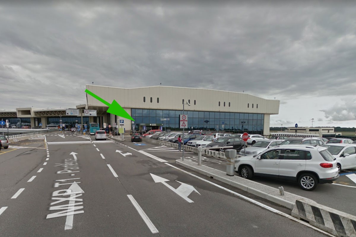 https://www.notizie.it/wp-content/uploads/2025/02/parcheggio-malpensa-foto.jpg