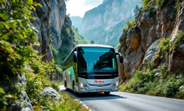 Pullman Flixbus incastrato in Val Fresca durante disagi