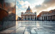 Il Papa in un momento di riflessione sulla sua salute